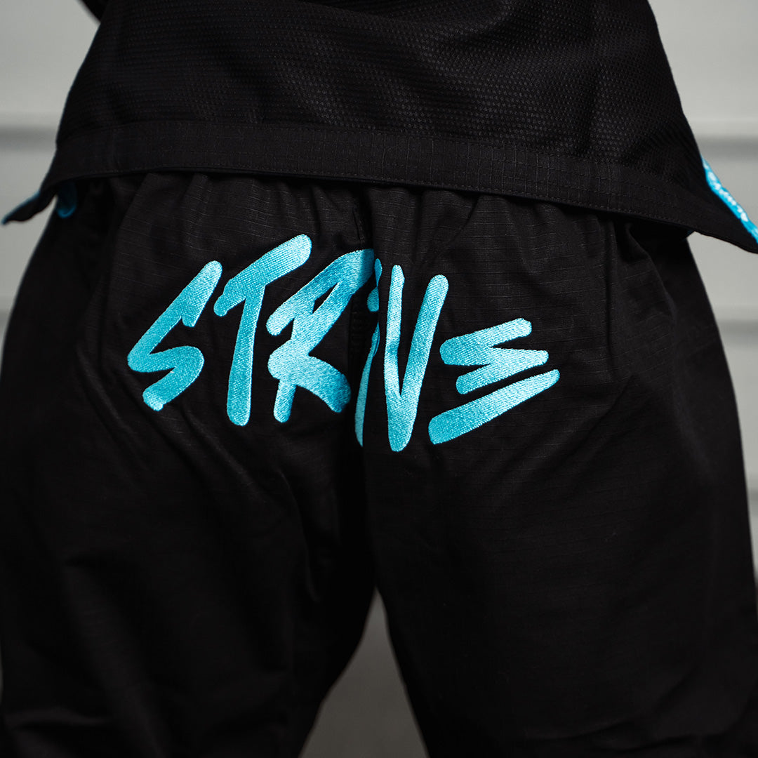STRIVE COMP 002 Kimono Black