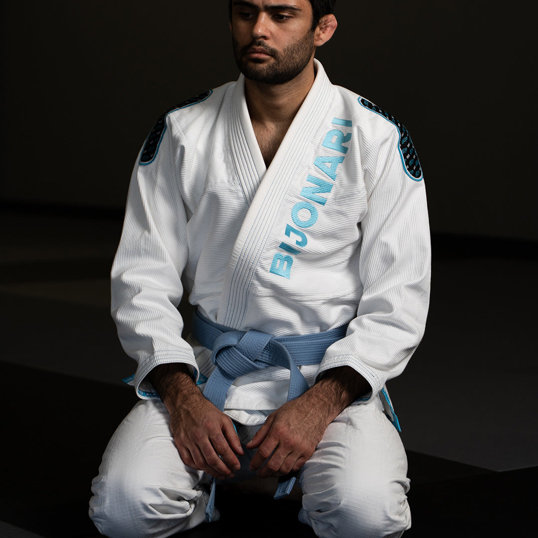 STRIVE COMP 002 Kimono White